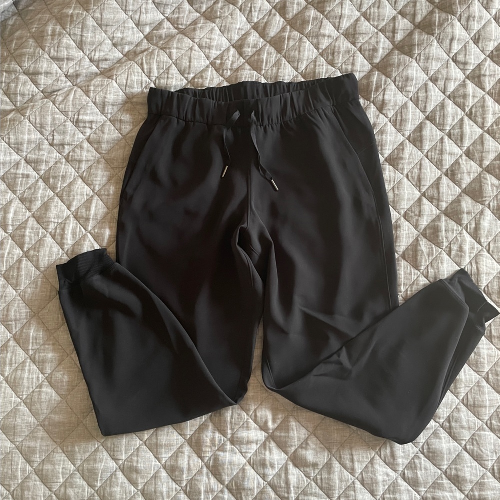 EUC Lululemon On the Fly Jogger
